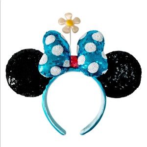 NWT Minnie Mouse Sequined Ear Headband with Flower